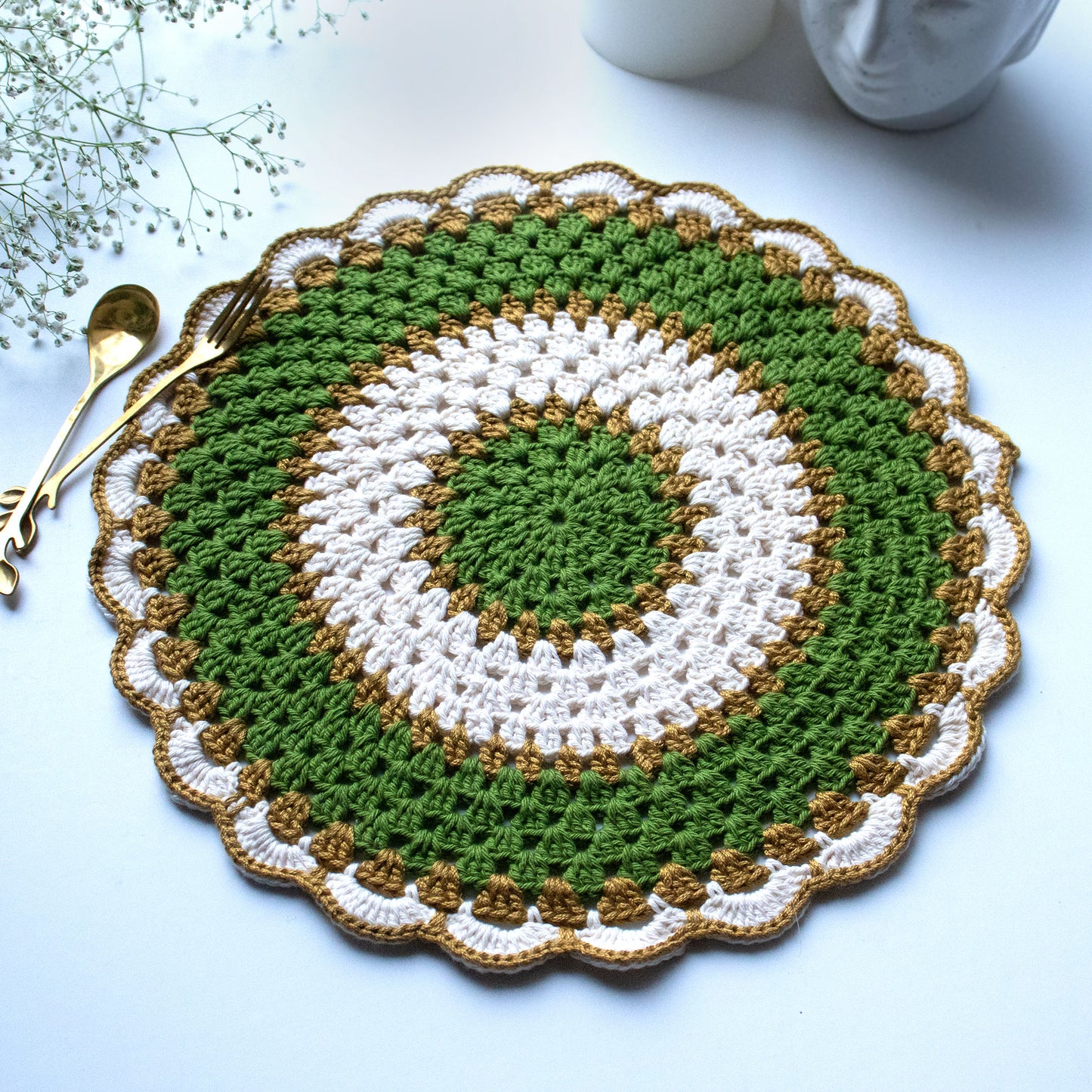 crochet placemats
