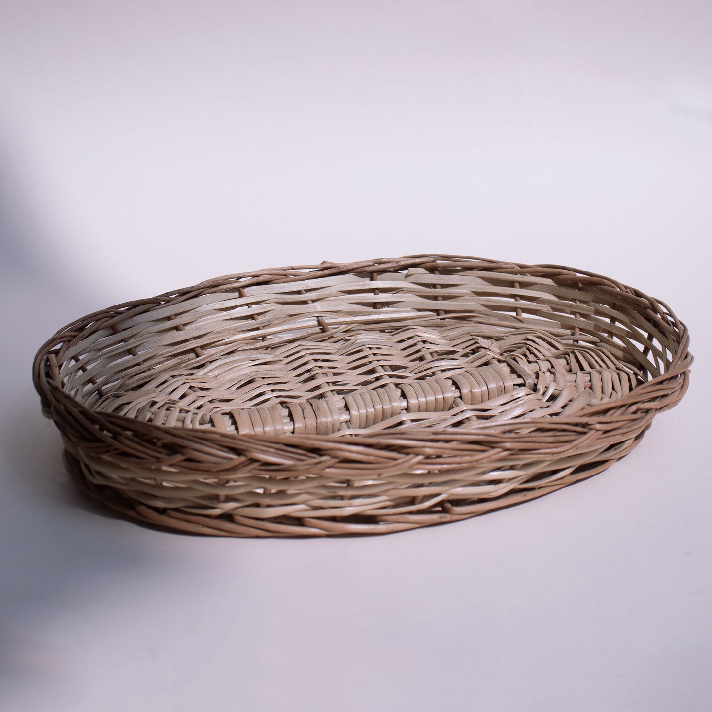 Wicker handwoven tray basket