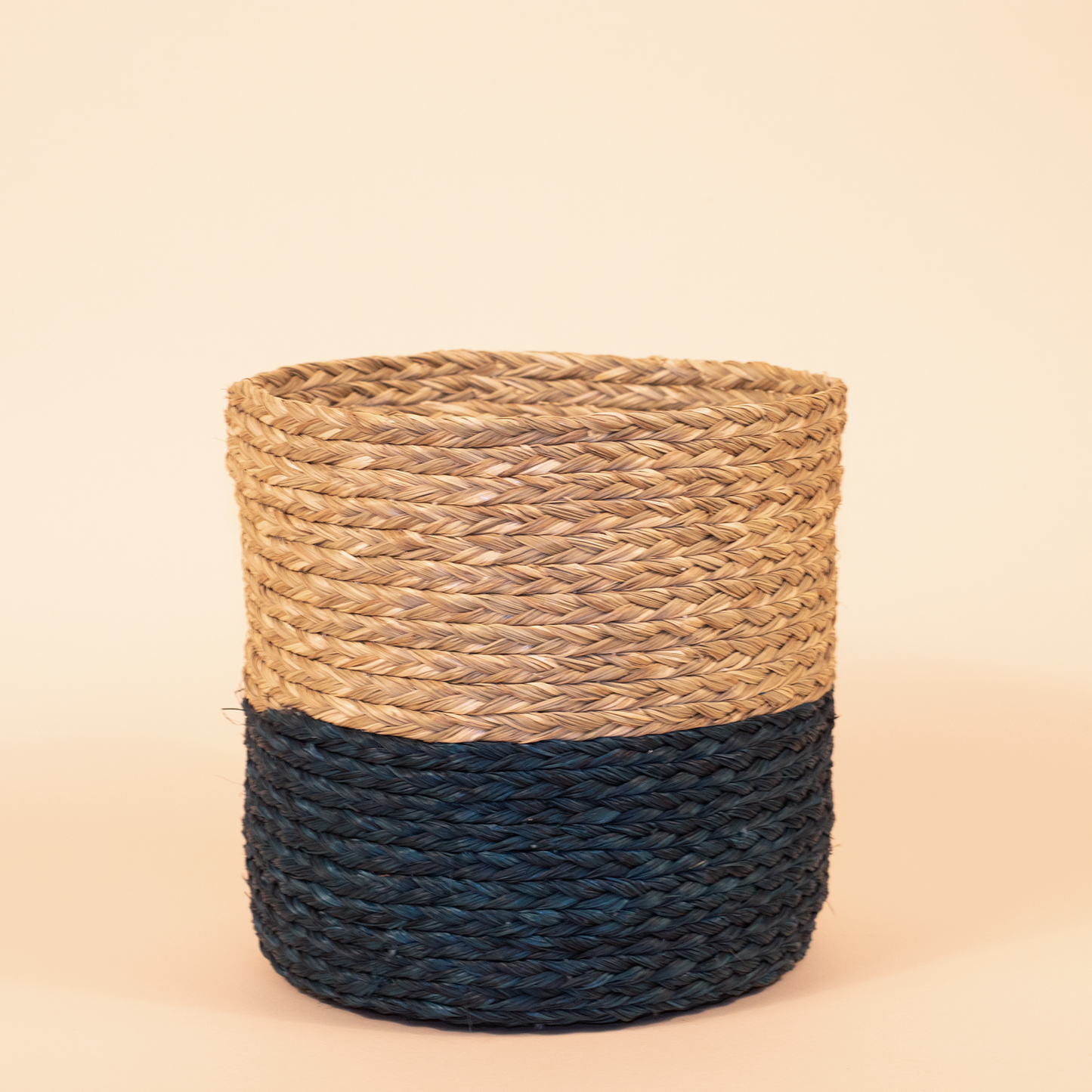 Dual color Sabai grass planter- Natural & Royal Blue