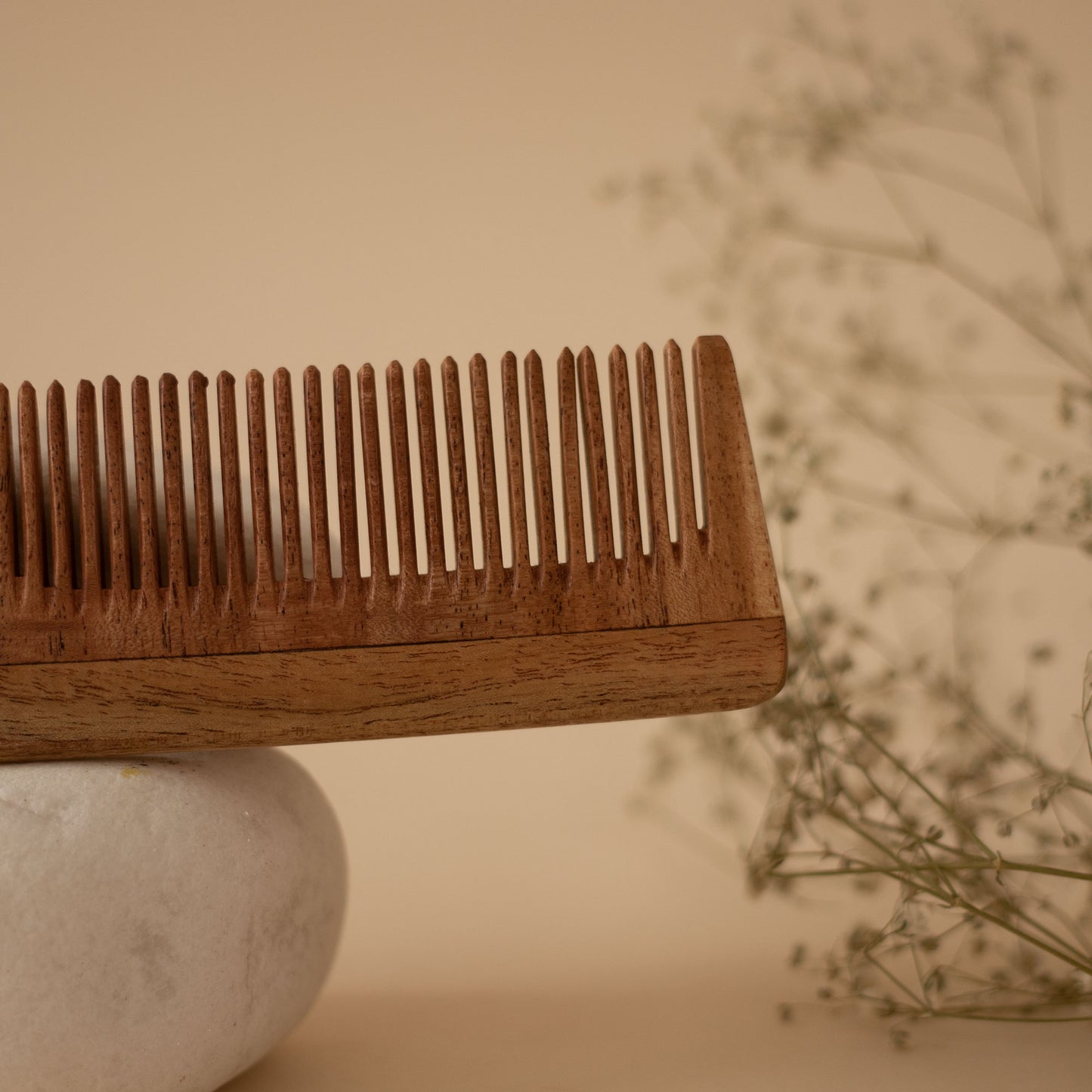 Neem wood handle comb