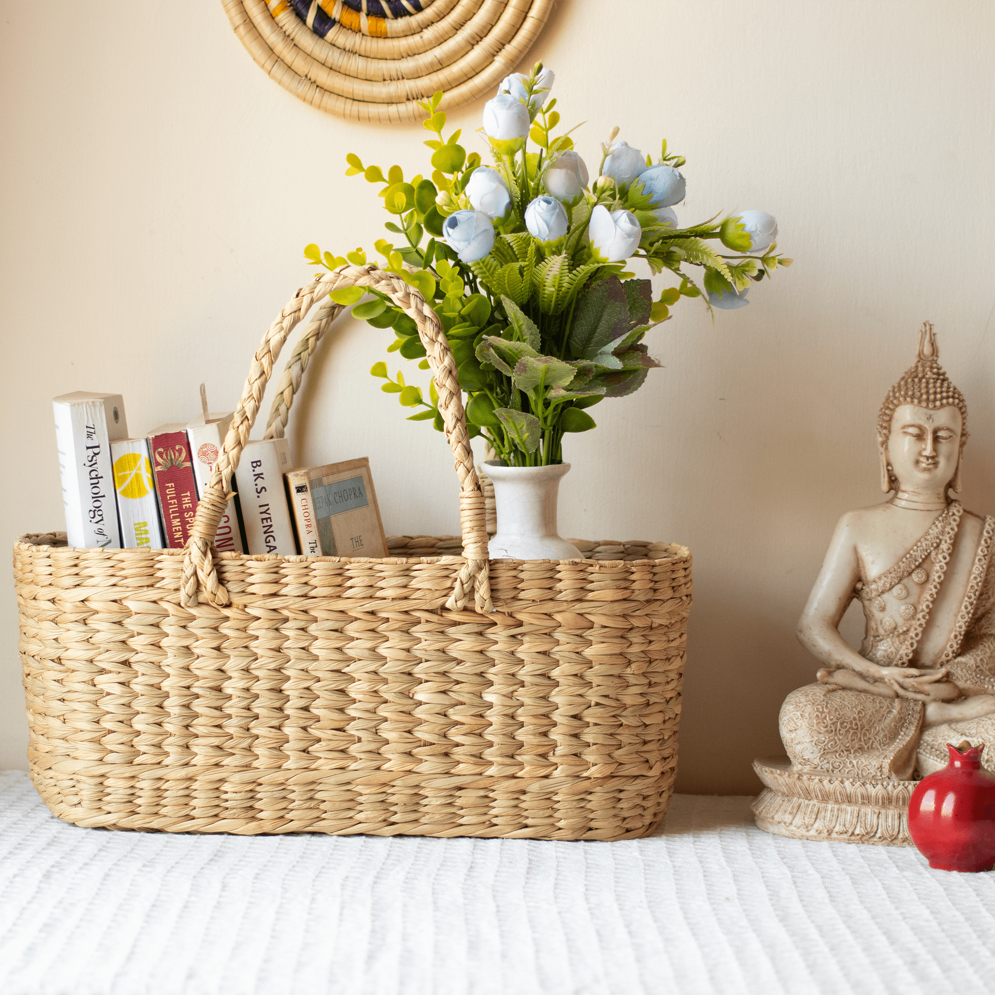 Deluxe Favorites Gift Basket | Food Gift Baskets | Harry & David